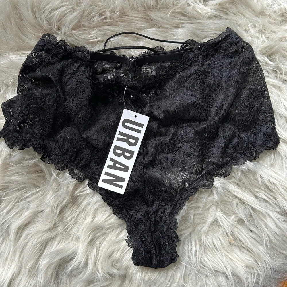 🆕 with tags 4 pairs MD cute undies - Picture 6 of 8